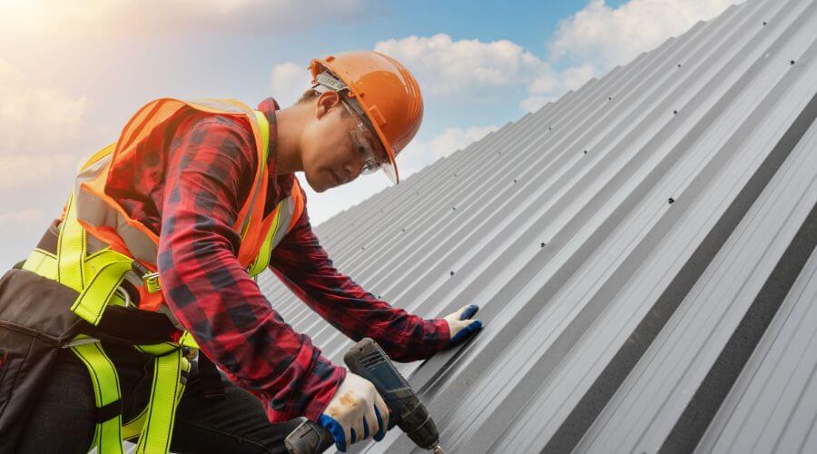 Professional Emergency Roof Repairs services in Sandyville, OH